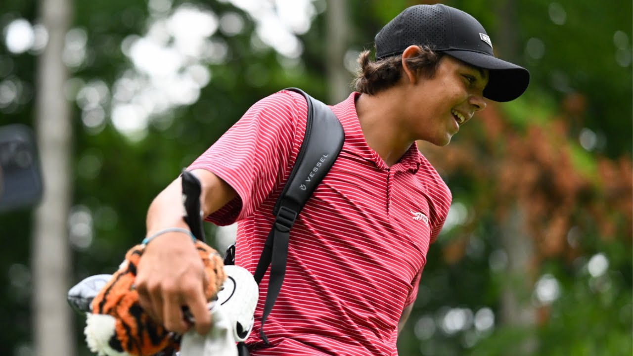 チャーリー・ウッズ、タイガー・ウッズの巣窟デビューは厳しいスタート😬 | 高校スターが新たな挑戦に挑む