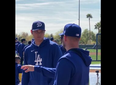 流暢な英語を話す大谷翔平、貴重な独占映像