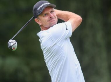 WATCH: Justin Rose in disbelief after missing eagle by the barest margin at BMW PGA Championship