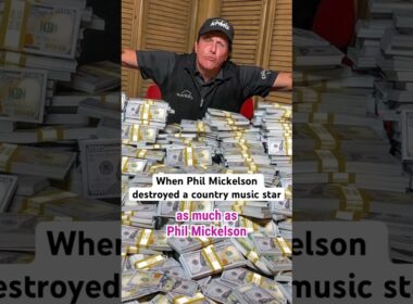 Phil’s all about the money #golf #rydercup2025 #rydercup
