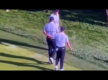 ロリー・マキロイがライダーカップ2025のベスページ・ブラックでファンに中指を立てる