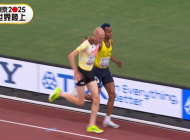 【万雷の拍手！肩を組んでのゴール】ライバルであり仲間でもある！感動をよんだワンシーン「男子3000m障害 予選」【東京2025世界陸上】