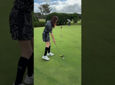 人気ゴルフ女子・RIKAさんのパター練習（勝浦ゴルフ倶楽部）2025年10月♯ゴルフ女子　＃インスタゴルフ女子　♯ラウンド企画　♯スマイルゴルフ