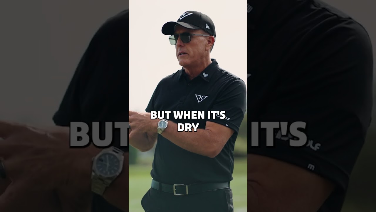 Phil Mickelson's secret to success at Augusta...putting on the range #mickelson #golf #themasters