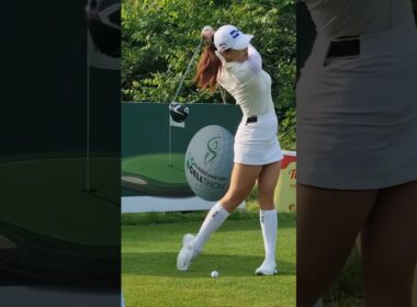 What a nice swing: 유현주 HYUNJU YOO