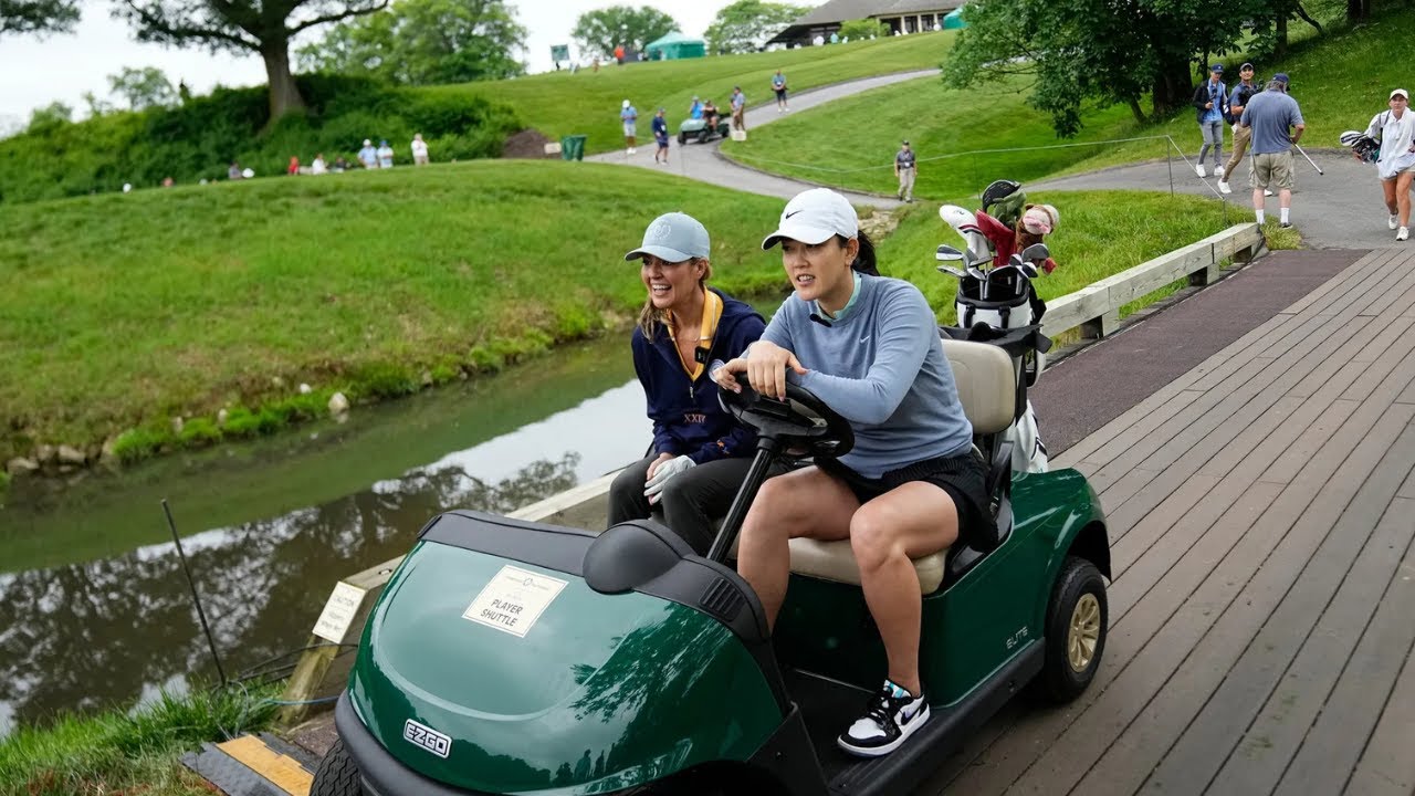 Sorry for this content" - Amanda Balionis and Michelle Wie dive into a hilarious‘hot mess challenge
