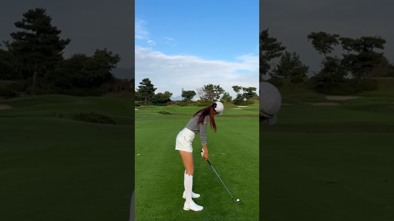 Absolutely the hottest woman in golf with Slow-Mo