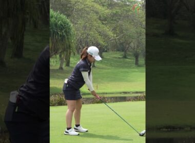 古江彩佳のようにヘッドの重みで打ちましょう。