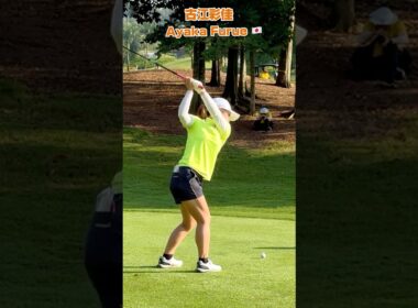 スローで見るFW❗️切り返しの「ゆったりリズム」と「低い位置から拾う」神業インパクト❣️【古江彩佳】