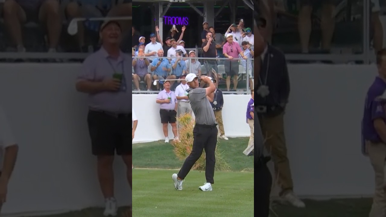 Nothing wrong with Brooks' irons🏌️‍♂️