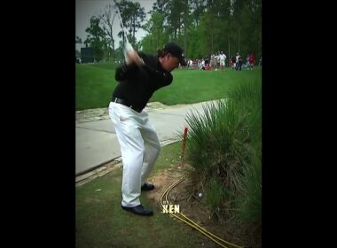 Đánh Một Quả Bóng Golf Nhưng Hai Quả Bay Ra Và Không Ai Hiểu Chuyện Gì 😭🔥