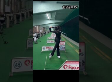 The swing is perfect without any excess #Golf #GolfSwing #Pro Yoo Hyun-joo