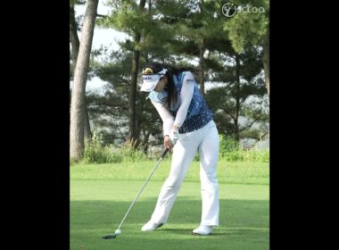 Check out Wood Swing's textbook in slow motion. She is Jihyo Jung, KLPGA tour professional.