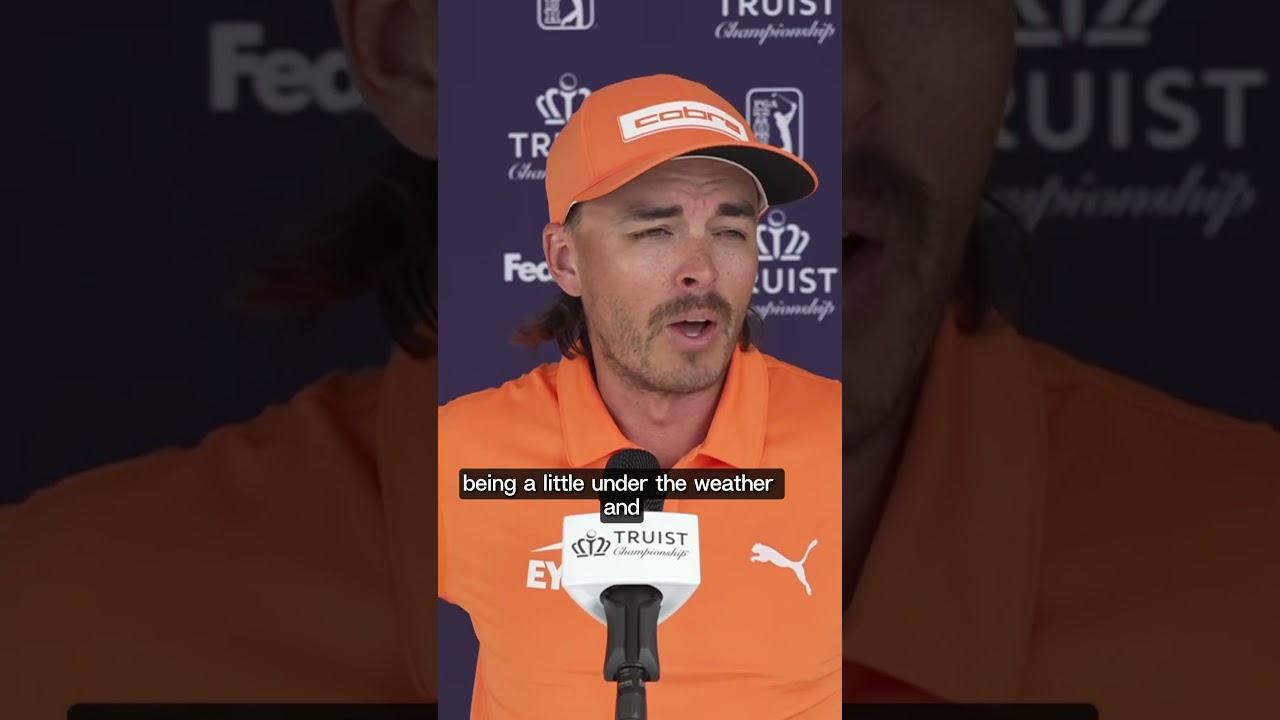 Rickie Fowler reacts to falling just short of his first win in three years 😔