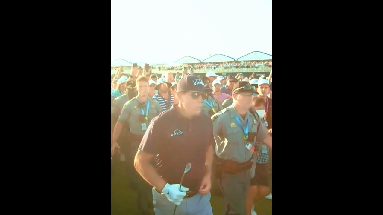 Phil’s 50-Year-Old PGA Major Miracle Shocked Golf