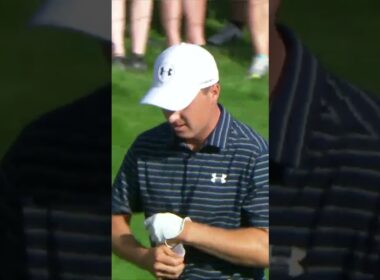 Iconic shot for his 10th PGA TOUR victory 🏆