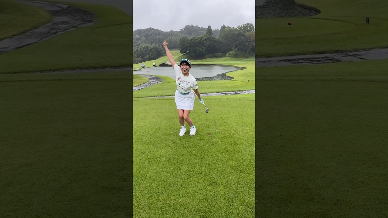 大雨でも関係ない完璧なショットする山内鈴蘭 #ゴルフ #golf #山内鈴蘭 #ゴルフ女子 #shorts